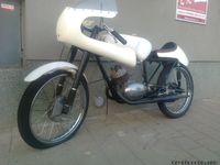 ČZ 125 
