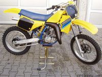 Suzuki RA125