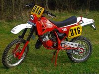 stavba Jawa Rotax 125ccm