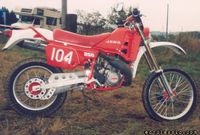 Jawa na dostavbu + Honda