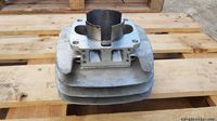 novy valec 981, pist