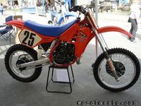 Honda RC250