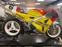 1990 Honda RC30 Racer