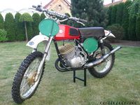 motokros ČZ 250 classic