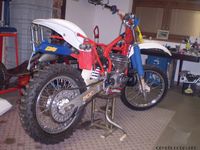 ČZ 380 v rámu Honda