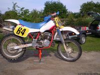 ČZ 380 v rámu Honda