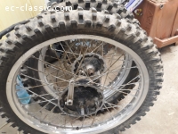 Kompletní kola RM 250 1981